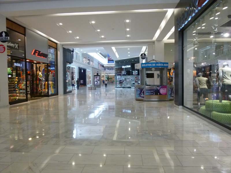 Albrook mall when it was still empty