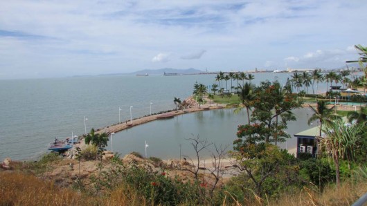 rock pool townsville kissing point