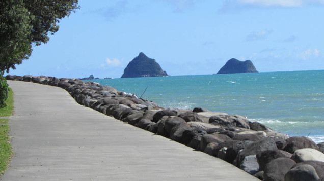 New Plymouth sugar loaf islands